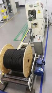 เครื่องป้อนสายเคเบิลม้วนใหญ่400กก. - Product Image 4