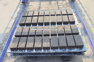 Máquina para Fabricar Adoquines Entrabados QT5-15, Máquina para Bloques Huecos, ¿Interesado en Esa Máquina? ¿Cuánto Cuesta? - Product Image 5