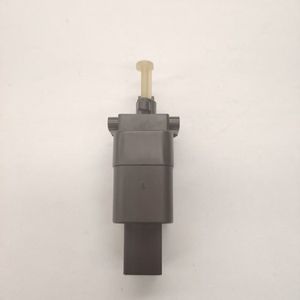 สวิตช์ไฟเบรก FAW Bestune รุ่น FA0166490 วัสดุพลาสติก ใหม่ รับประกัน 1 ปี ขายส่ง - Product Image 3