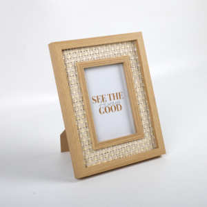 Marco de fotos de ratán de madera rústica clásica de vidrio de alta definición para mesa y pantalla de montaje en pared - Product Image 2