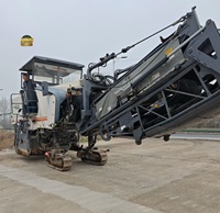 Fraiseuse à froid d'occasion pour W210, largeur 2000 mm, profondeur 330 mm, moteur pompe 470 kW, 300 m/h pour autoroute