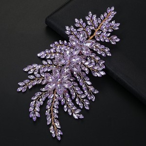 Applicazione Floreale 3D in Filo Metallico Colorato Personalizzata, Fatta a Mano, con Strass e Pannelli in Cristallo per Abiti <span class=keywords><strong>da</strong></span> <span class=keywords><strong>Damigella</strong></span> e <span class=keywords><strong>da</strong></span> Sera - Product Image 4