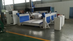 Fresadora CNC de 4 Ejes de Gran Tamaño para Tallado de Espuma, Escultura y Corte, Motor Syntec AC380V/50HZ 0.1mm Individual - Product Image 2