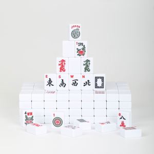 Jeu de Mahjong Américain Compact Portable 30mm, 166 Pièces, Tuiles de Mahjong Américain pour Soirées Familiales et Fêtes à Domicile - Product Image 1