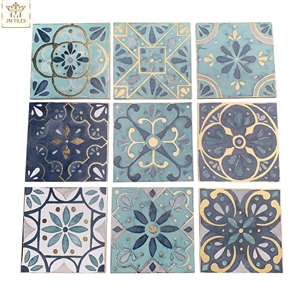 Carreaux de céramique marocains bleus dorés à motifs floraux 200x200mm, carreaux décoratifs plaqués or pour murs et sols de cuisine et salle de bain - Product Image 1