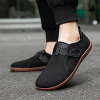 Sepatu lari kasual bergaya dengan ujung lebar untuk pria, lebar, tahan aus, warna solid modis, sepatu lari bernapas.