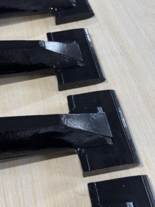 Nuevas Herramientas de Apisonamiento de Aleación de Tungsteno para Máquinas de Apisonamiento Plasser Harsco Matisa, Modelo Unimat Duomatic Dynamic, Hechas de Metal - Product Image 1