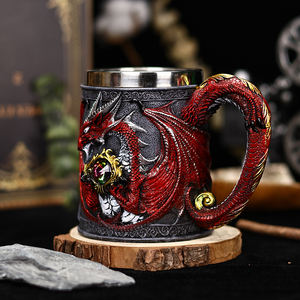 Chope à bière Dragon Ailé Diamantée, style médiéval, personnalisée, rétro, avec relief 3D, en acier inoxydable, pour la maison, le bar, le pub, ou comme cadeau - Product Image 1