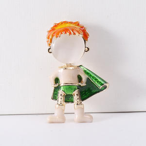 Broche de <span class=keywords><strong>super</strong></span>-<span class=keywords><strong>héros</strong></span> en alliage émaillé à effet goutte d'huile pour homme, polyvalente et simple, pour le quotidien et les trajets, accessoire vestimentaire exquis - Product Image 3