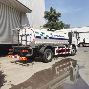 Nouveau camion-<span class=keywords><strong>citerne</strong></span> à <span class=keywords><strong>eau</strong></span> diesel Shacman 4*2 6 roues 8000 litres 10000 litres à bas prix en vente - Product Image 3