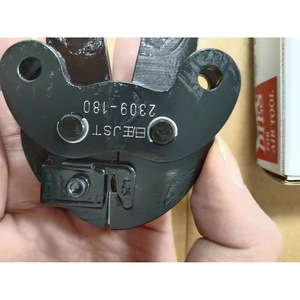 Clé à chocs sans fil AtlasCopco 18 V avec batterie lithium-ion et moteur sans balais - Product Image 2