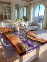 Ensemble de table à manger en résine époxy transparente moderne personnalisable avec plateau en bois massif et pieds en métal 4 places pour hôtels