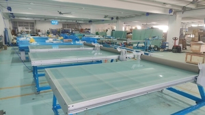 Table de laminage manuelle à plat 4*8 pieds LK1325 pour panneaux de signalisation en PVC, bois, papier, plastique et film - Product Image 5
