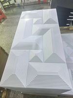 Panneau mural 3D en PVC noir, blanc et or, imperméable, facile à installer, pour décoration intérieure, fond de télévision, 60x120cm, vente en gros