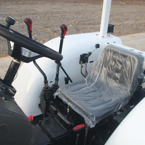 Tracteur agricole polyvalent 4x4 TT1304 avec attelage 3 points et prise de force (PTO) - Product Image 1