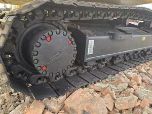 Excavadora Komatsu PC210 LC de 21 Toneladas de Peso Operativo, Usada, Certificada, Modelo 2024, Cucharón de Excavación con Capacidad de 3m, Bomba de 123 kW - Product Image 3