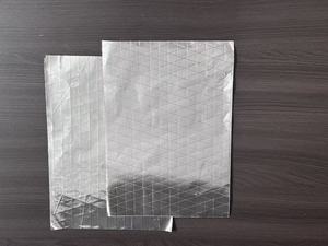 Papel de pulpa de <span class=keywords><strong>madera</strong></span> de doble cara importado Papel de aluminio Aislamiento de <span class=keywords><strong>fibra</strong></span> de vidrio <span class=keywords><strong>para</strong></span> edificios - Product Image 3