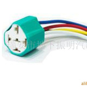 Conector Automotriz de Plástico Negro de 3 Pines Olt Flush para Uso General - Product Image 5