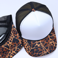 Topi Trucker 5 Panel Trendy Outdoor Kasual Sport Bahan Polyester Bernapas dengan Logo Kustom