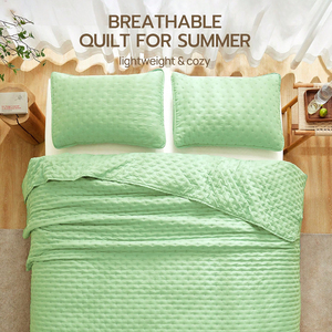 סט מצעים מיקרופייבר עם דוגמת פרחי שזיף ירוקים בוהקים, 80 גרם, עמידים בצבע, קלים לטיפול, סט שמיכת פוך - Product Image 5