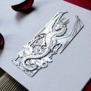Marque-page en métal traditionnel plaqué or personnalisé avec dragon - Cadeaux promotionnels en gros imprimés en sérigraphie pour les librairies de jeux - Product Image 3