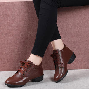 Bottes de danse de salon à bout carré pour femmes, à tige haute, en caoutchouc, à semelle souple, pour adultes, compétition en plein air, bottes de danse de cheerleading - Product Image 2