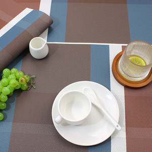 Sets de table modernes et élégants en PVC tressé écologique et durable avec fonction de sous-verre isolant creux 30x45cm <span class=keywords><strong>Tapis</strong></span> de <span class=keywords><strong>cuisine</strong></span> - Product Image 2