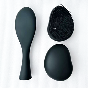 Peigne Démêlant et <span class=keywords><strong>Brosse</strong></span> à <span class=keywords><strong>Cheveux</strong></span> de Massage <span class=keywords><strong>pour</strong></span> <span class=keywords><strong>Cheveux</strong></span> <span class=keywords><strong>Bouclés</strong></span>, Usage Professionnel en Salon de Coiffure ou Barber Shop, Personnalisable avec Logo - Product Image 6