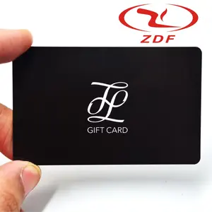 Membership Card Factory Wholesale Customized Printed PVC Gift Card VIP Membership Loyalty Card Signature Panel With Embossed Number