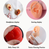Présentoir à faible coût pour modèles d'oreilles en silicone avec base métallique argentée, support d'affichage pour boucles d'oreilles, accessoires d'oreille, modèle d'oreille pour piercing