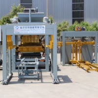 Machine de production de blocs entièrement automatique QT4-15 pour matériaux de construction en béton