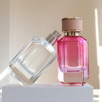 Vente en gros de flacons de parfum vides en verre de haute qualité, design irrégulier, 30 ml, 50 ml, 100 ml, personnalisés, sérigraphiés, avec bouchon rose