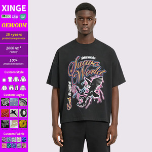 T-shirt court personnalisé à épaules tombantes avec strass, broderie de patchs et appliques vieillies, coupe carrée pour homme - Product Image 1