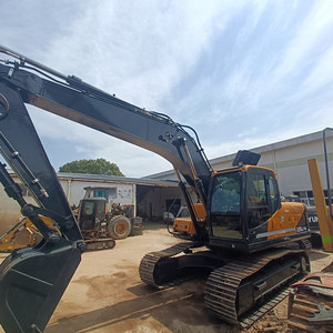 รถขุดมือสองฮุนได220LC-9S รถตักตีนตะขาบ225c-9s 150lc 305lc มือสอง22Ton 225lc - Product Image 6