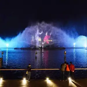 Índia Lago Outdoor Incrível Fan Forma Water Screen Movie Projeção 3D Holograma Fonte de Água com Projetor e Laser