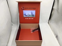 Boîte cadeau en papier haut de gamme personnalisée avec écran LCD 7 pouces, carte vidéo à commande lumineuse, batterie rechargeable faite à la main pour mariage et fêtes