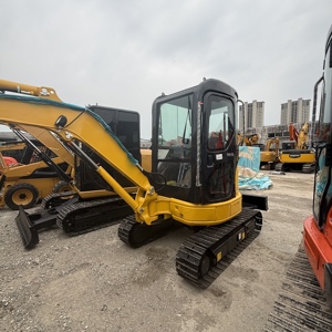 Excavadora Hidráulica Usada Original Japonesa Komatsu PC35 Mini de 3.5T para Agricultura, Movimiento de Tierras y Obras de Construcción - Product Image 3