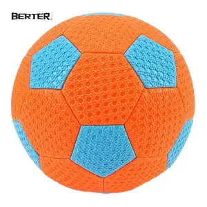 成人训练赛足球5号足球PVC橡胶增强中小学生厂家供应