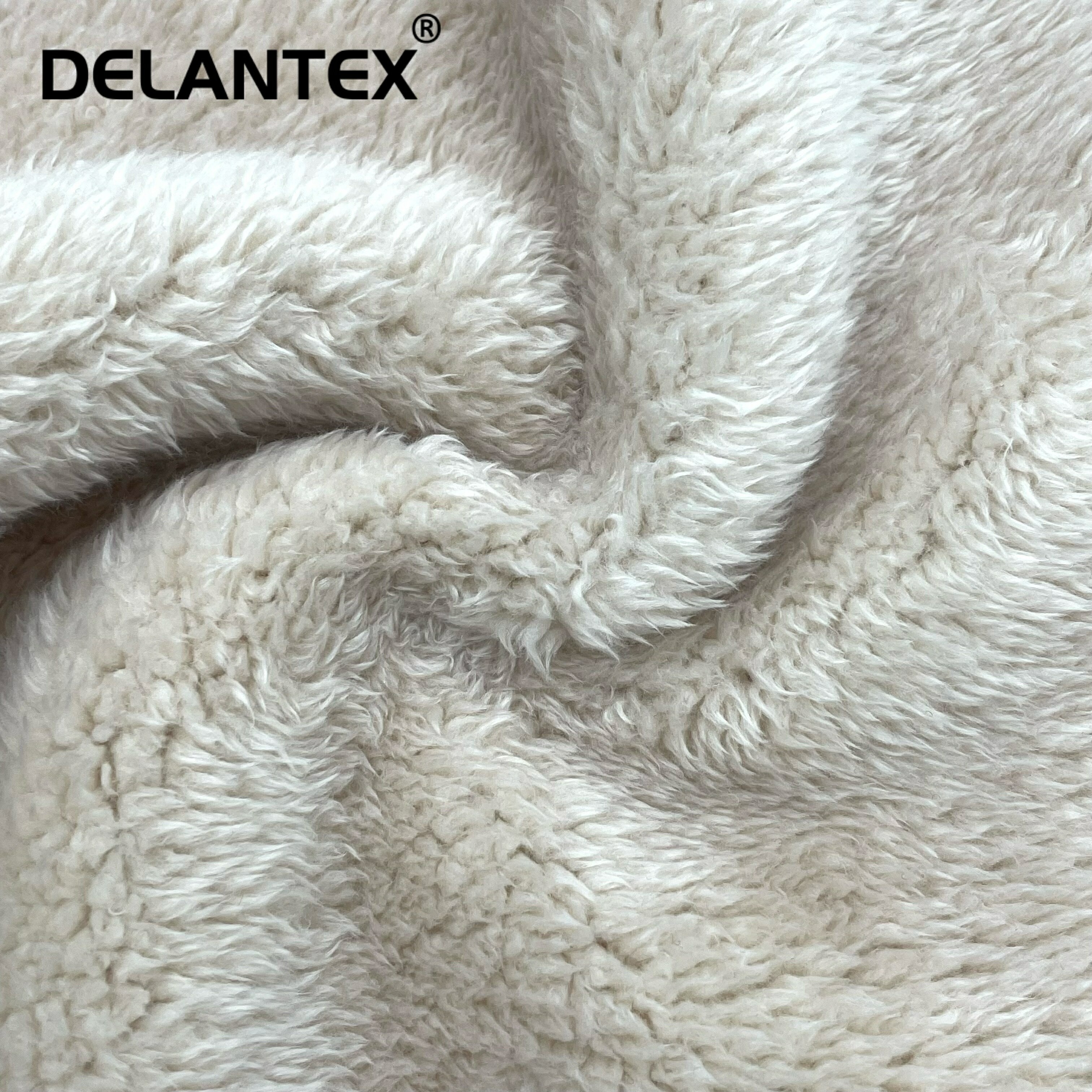 Мягкая плюшевая флисовая ткань Delantex для одежды