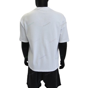 Мужские хлопковые футболки с объемным принтом - Product Image 2