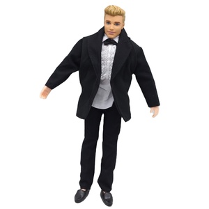 Costume de marié en trois pièces pour poupée de mode en gros 2023, mini jouet pour garçons, taille personnalisée, vêtements interchangeables - Product Image 1