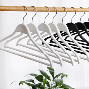 Percha de Plástico Negra Estilo <span class=keywords><strong>Zara</strong></span> para Ropa, Trajes, Chaquetas y Camisetas, Multifuncional, Individual, para Armario o Baño - Product Image 1
