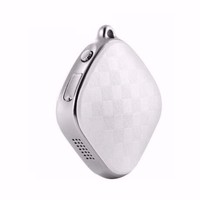 Gps tracker gsm gprs tracker avec L'APPLI D'android ou d'ios, bouton de panique SOS, longue durée de vie de la batterie et geofence d'alarme