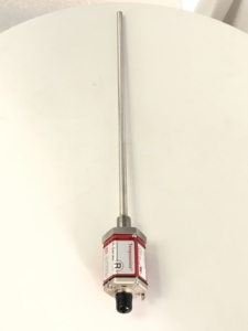 Capteur de déplacement linéaire Temposonics série R à structure magnétique externe coulissante, corps en acier moulé, joint FKM - Product Image 3