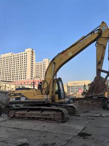 Excavadora Usada CAT 320B 320BL de Segunda Mano, Excavadora de Orugas Caterpillar de 20 Toneladas CAT 320B/L en Buen Estado para la Venta - Product Image 3