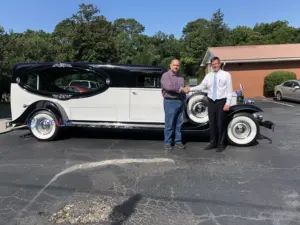 2023 <span class=keywords><strong>vente</strong></span> directe d'usine Holy Horse Hearse Classic Funeral Car Coffin Supplies Cercueil vintage Véhicule funéraire Ventes à l'Amérique - Product Image 4