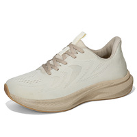 Chaussures de sport de course légères et respirantes en maille personnalisées pour hommes, à calcançon large et à bout large, avec logo personnalisé