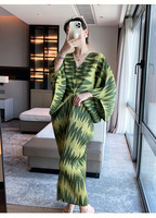 Robe plissée maxi décontractée style Miyake pour femme, ample, imprimé numérique, manches chauve-souris, modeste