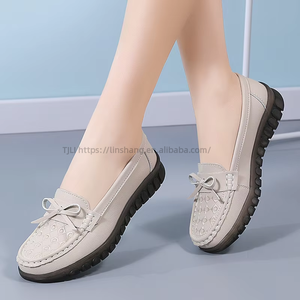 Women's Spring New Large Size Comfortable Lazy <b>Shoes</b> Slip-on <b>Soft</b>-Soled <b>Shoes</b> That Don'T Tire Your Feet for Mothers - Product Image 1