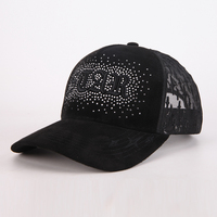 Gorra de Camionero Personalizada de Alta Calidad con Logos Completamente Bordados en Malla de Gamuza y Pedrería Brillante